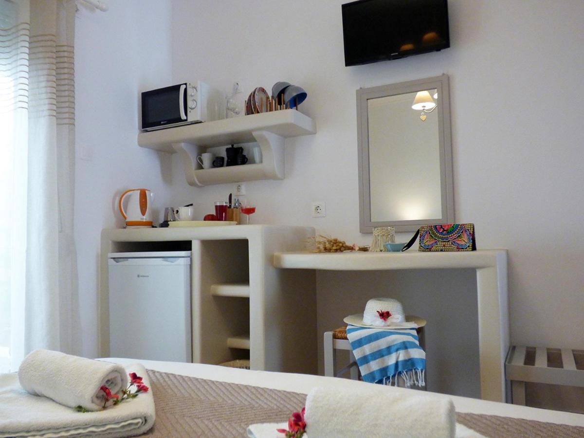Tasoula Guest House Adamantas  Zewnętrze zdjęcie